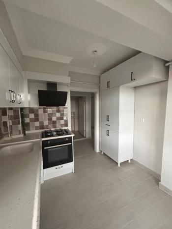 AFYON ÜÇOK EMLAKTAN MAREŞAL FEVZİ ÇAKMAK MAH 2+1 90M² KİRALIK DAİRE 