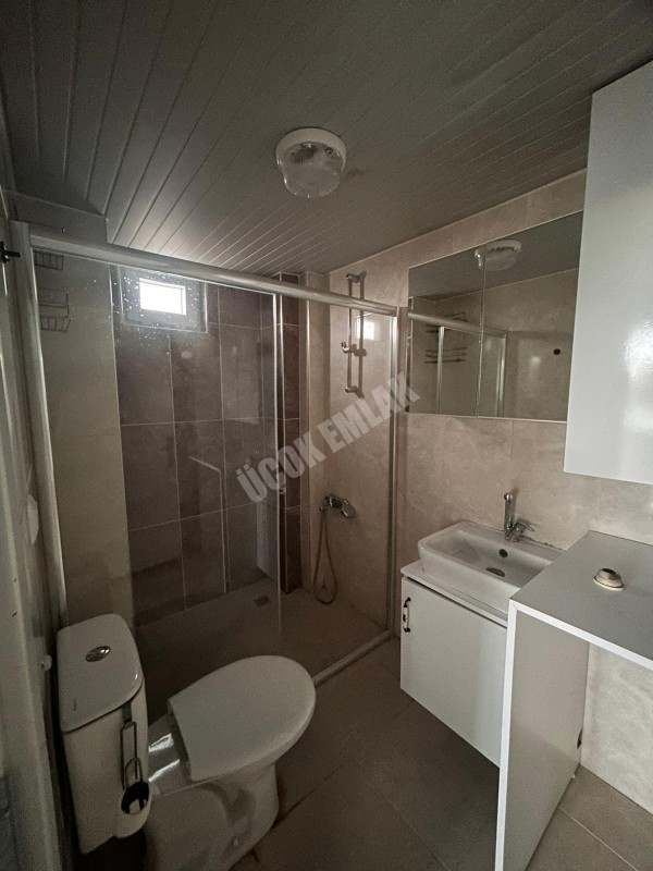 AFYON ÜÇOK EMLAKTAN MAREŞAL FEVZİ ÇAKMAK MAH 2+1 90M² KİRALIK DAİRE 