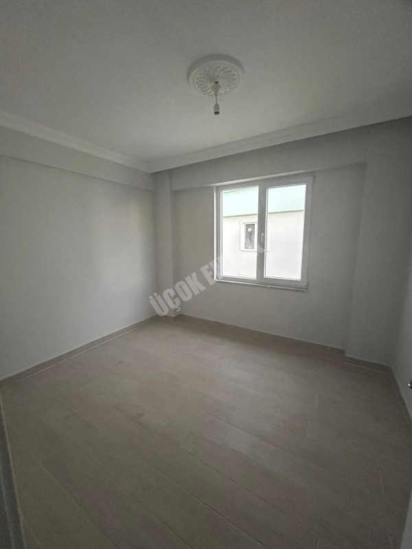 AFYON ÜÇOK EMLAKTAN MAREŞAL FEVZİ ÇAKMAK MAH 2+1 90M² KİRALIK DAİRE 