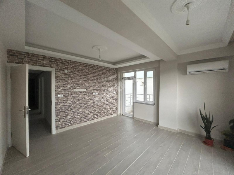 AFYON ÜÇOK EMLAKTAN MAREŞAL FEVZİ ÇAKMAK MAH 2+1 90M² KİRALIK DAİRE 