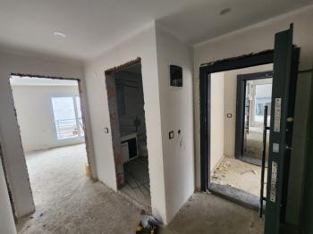 YENİ MAHALLE’DE 2+1 1. KAT ÖN CEPHE SIFIR SATILIK DAİRE