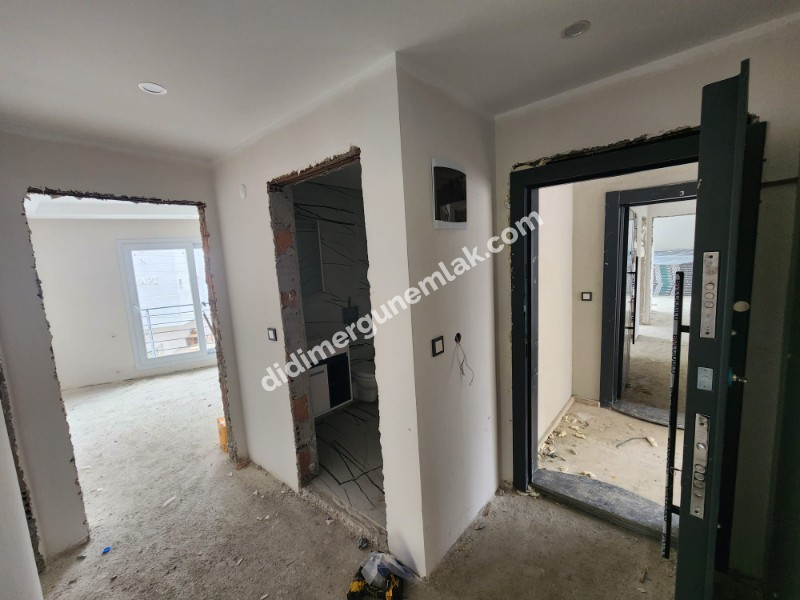 YENİ MAHALLE’DE 2+1 1. KAT ÖN CEPHE SIFIR SATILIK DAİRE