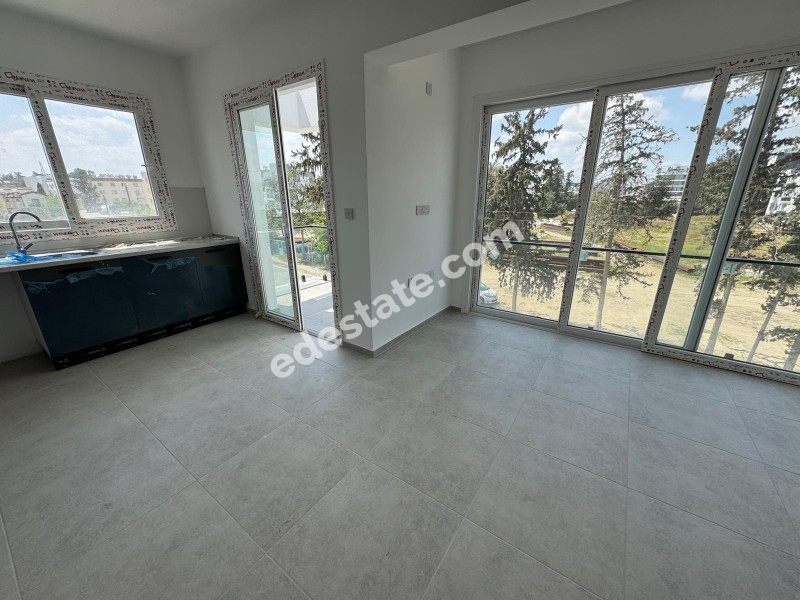 Lefkoşa Küçük Kaymaklı'da Yeni ELDEN ÖDEMELİ SATILIK 3+1 DAİRE