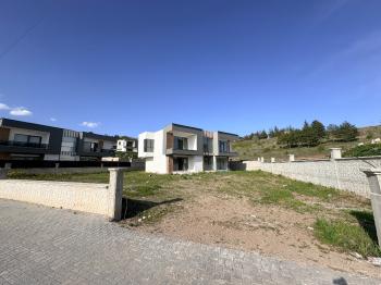 GÜVENAY - ÇORUM BİNEVLER SERBEST PROJELİ 6+1 SATILIK VİLLA