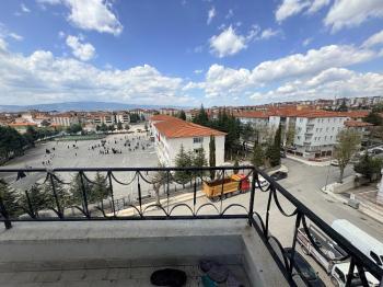 GÜVENAY -  ÇORUM KALE MAH. LOZANEVLER KARŞISI 3+1 SATILIK DAİRE