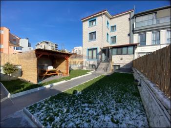 GÜVENAY - ÇORUM BİNEVLER MEVKİ 6+1 ÜÇ KATLI EŞYALI SATILIK VİLLA