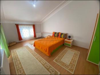 GÜVENAY - ÇORUM BİNEVLER MEVKİ 6+1 ÜÇ KATLI EŞYALI SATILIK VİLLA