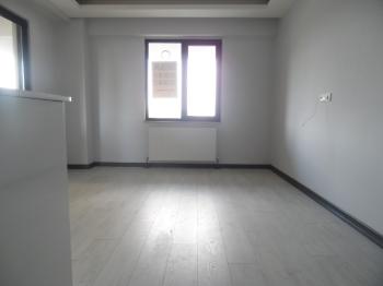 ÇORLU YAŞAM GARDEN SİTESİNDE BAHÇE KATI 2+1 AMERİKAN MUTFAKLI DAİRE 
