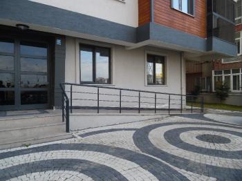 ÇORLU YAŞAM GARDEN SİTESİNDE BAHÇE KATI 2+1 AMERİKAN MUTFAKLI DAİRE 