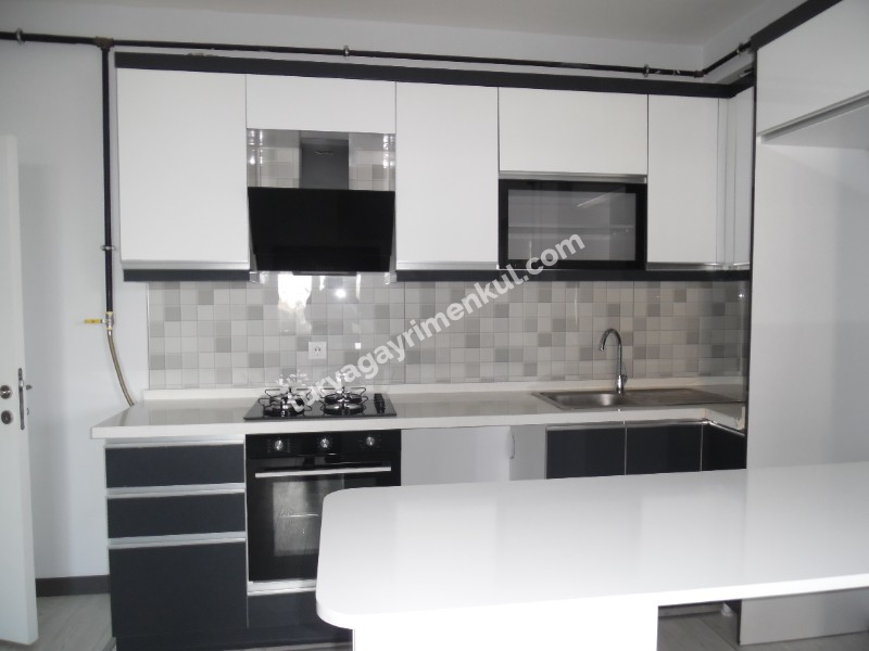ÇORLU YAŞAM GARDEN SİTESİNDE BAHÇE KATI 2+1 AMERİKAN MUTFAKLI DAİRE 