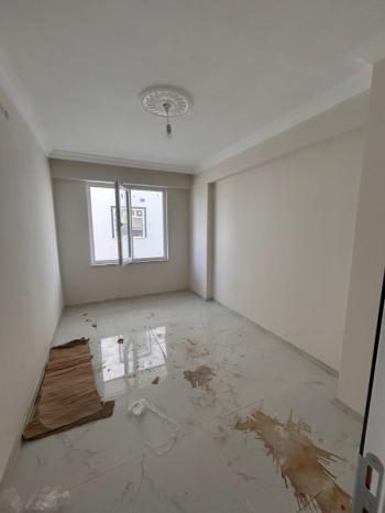 AFYON ÜÇOK EMLAKTAN MAREŞAL FEVZİ ÇAKMAK MAH 2+1 80M² SIFIR SATILIK DAİRELER
