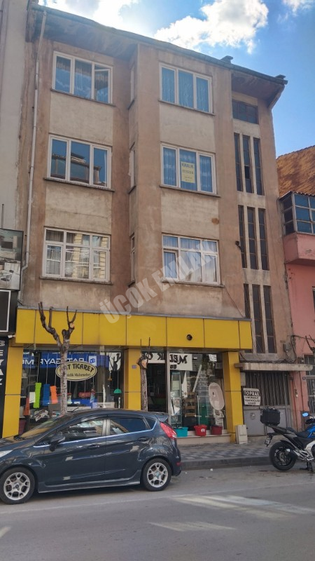 AFYON ÜÇOK EMLAKTAN MECİDİYE MAH 3+1 110M² KİRALIK DAİRE