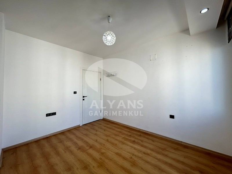 ALYANS'TAN VİRANŞEHİR'DE CEPHELERİ AÇIK BAĞIMSIZ MUTFAK 3+1
