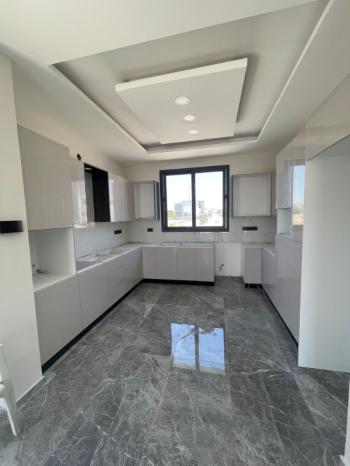 Lefkoşa Hamitköy'de Tam Müstakil SATILIK 4+1 VİLLA