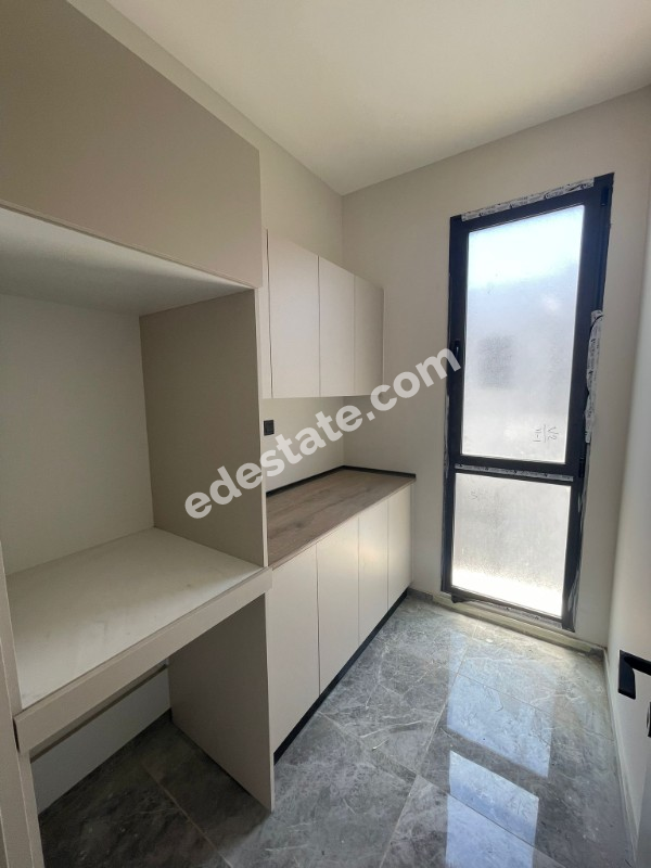 Lefkoşa Hamitköy'de Tam Müstakil SATILIK 4+1 VİLLA