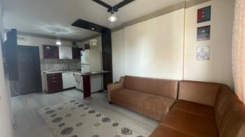 Elmas'tan Üniversite Caddesi'nde Site İçi Eşyalı Kullanışlı 1+1