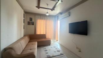 Elmas'tan Üniversite Caddesi'nde Site İçi Eşyalı Kullanışlı 1+1