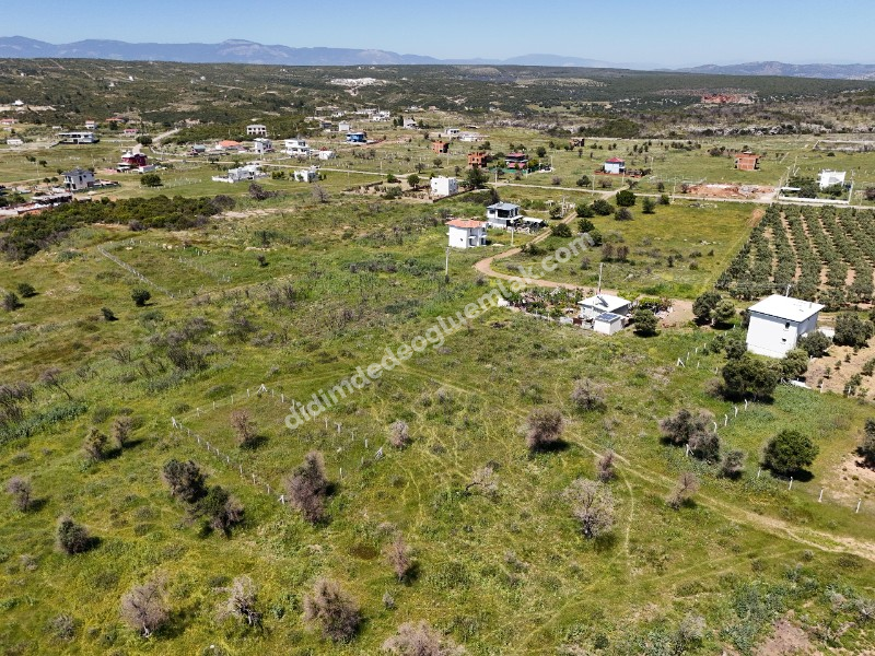 Didim Zümrüttepe de Satılık Köşe Başı İmarlı Arsa