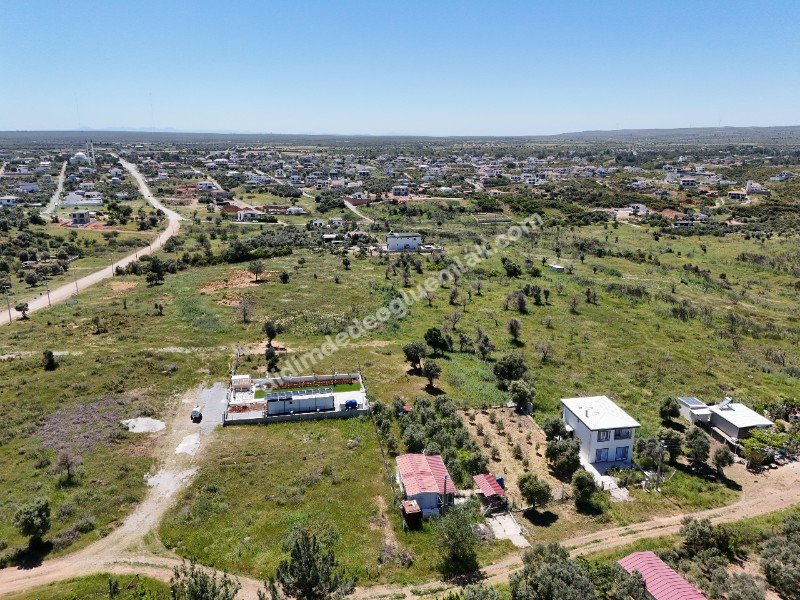 Didim Zümrüttepe de Satılık Köşe Başı İmarlı Arsa