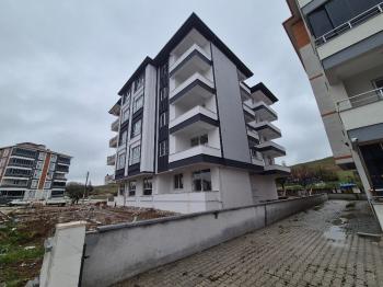 GÜVENAY - ÇORUM GÜLABİBEY KAPAKLI 3.CADDESİ ÜZERİ 2+1 SATILIK DAİRE