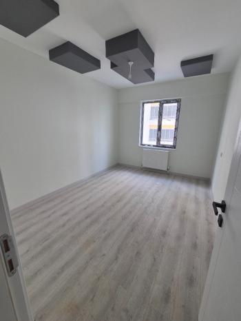 GÜVENAY - ÇORUM BUHARA EVLER 5. CADDE ARKASI SİTE İÇERİSİ SATILIK DAİRE 