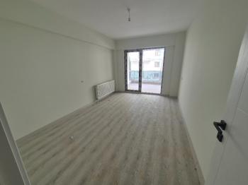 GÜVENAY - ÇORUM BUHARA EVLER 5. CADDE ARKASI SİTE İÇERİSİ SATILIK DAİRE 