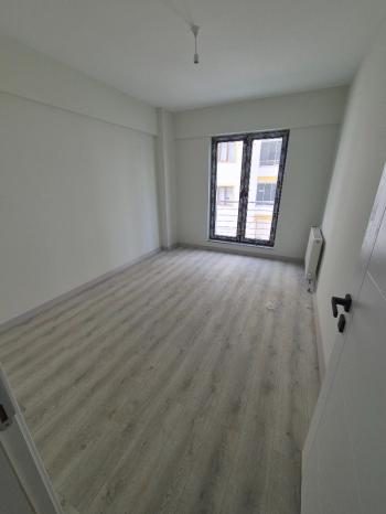 GÜVENAY - ÇORUM BUHARA EVLER 5. CADDE ARKASI SİTE İÇERİSİ SATILIK DAİRE 