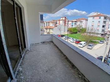 GÜVENAY - ÇORUM OSMANCIK CADDESİ SELİMİYE CAMİİ CİVARI SATILIK 3+0 LÜKS DAİRE