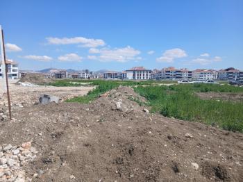 GÜVENAY - ÇORUM ÇEPNİ FEN LİSESİ CİVARI SATILIK 4+0 LÜKS DAİRE