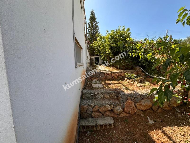 GÖNYELİDE HAVUZLU MÜSTAKİL EV 