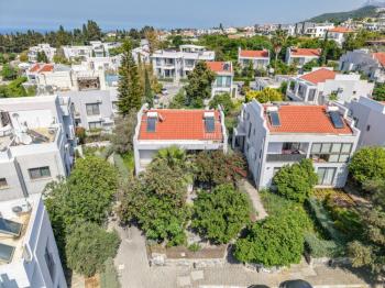 Kıbrıs Girne Alsancak Milos Park Homes da Satılık 2+1 Çok Özel İkiz Villa