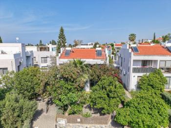 Kıbrıs Girne Alsancak Milos Park Homes da Satılık 2+1 Çok Özel İkiz Villa
