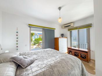 Kıbrıs Girne Alsancak Milos Park Homes da Satılık 2+1 Çok Özel İkiz Villa