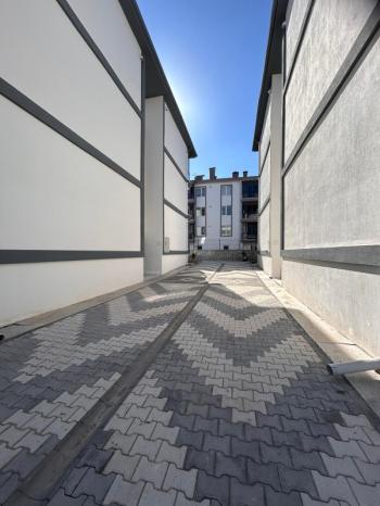 AFYON ÜÇOK EMLAKTAN KANLICA MAH 2+1 90M² SIFIR AYARINDA SATILIK DAİRE
