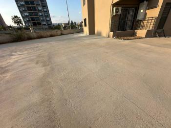ALYANS'TAN KUSURSUZ İŞÇİLİKLİ OTOPARKLI JENERATÖRLÜ SIFIR 1+1