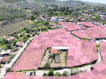 Didim Akyeniköy'de Satılık 1000m2 Arsa ve Ruhsatlı Köy Evi - Ege Emlak Didim