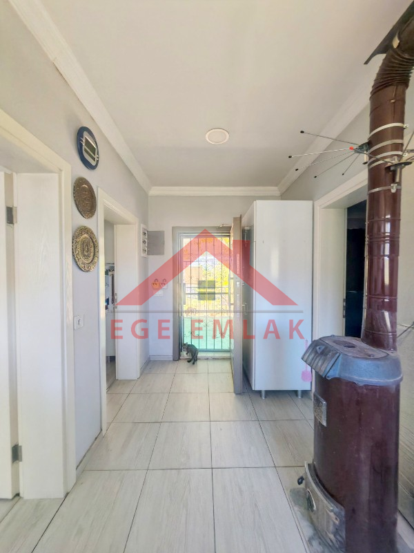 Didim Akyeniköy'de Satılık 1000m2 Arsa ve Ruhsatlı Köy Evi - Ege Emlak Didim