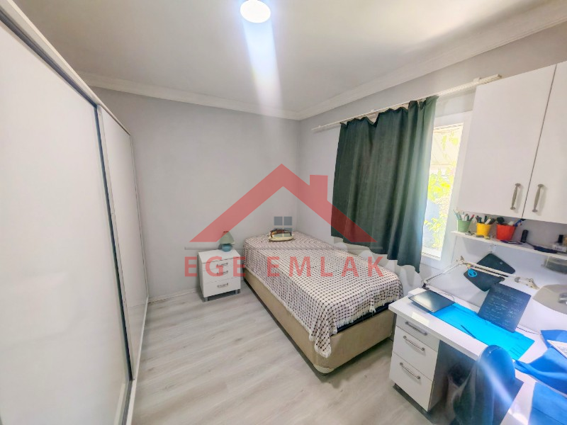 Didim Akyeniköy'de Satılık 1000m2 Arsa ve Ruhsatlı Köy Evi - Ege Emlak Didim