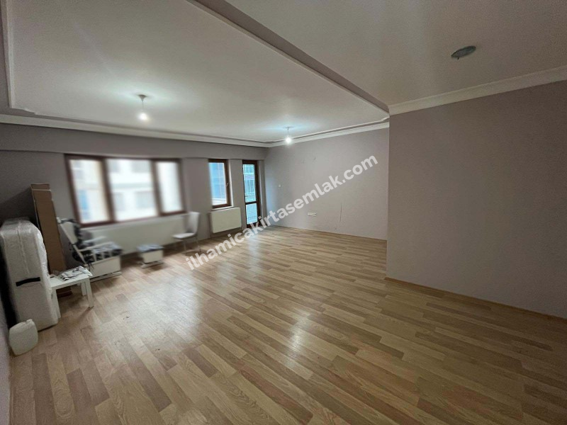 HAFİZİYE MAHALLESİNDE SİTE İÇİ SATILIK 4+1 DAİRE