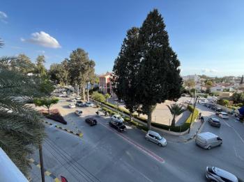  Yenişehirde Cadde Üzerinde  Araç Takasına Açık Satılık Daire