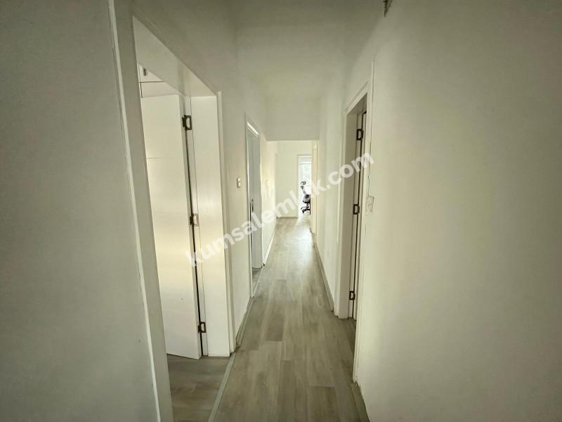  Yenişehirde Cadde Üzerinde  Araç Takasına Açık Satılık Daire