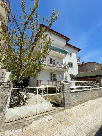 GÜVENAY - ÇORUM KALE MAH. SALI PAZARI CİVARI 3+1 KİRALIK DAİRE