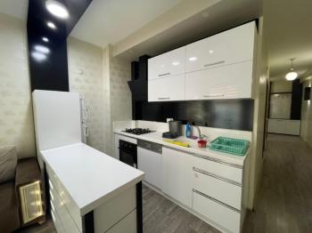AFYON ÜÇOK EMLAKTAN DUMLUPINAR MAH 1+1 TEMİZ BAKIMLI EŞYALI DAİRE