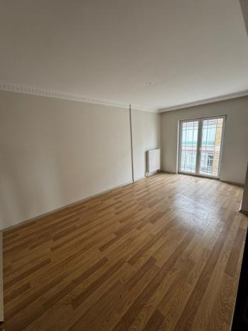 AFYON ÜÇOK EMLAKTAN HATTAT KARAHİSAR MAH 3+1 120M² TEMİZ BAKIMLI KİRALIK DAİRE 