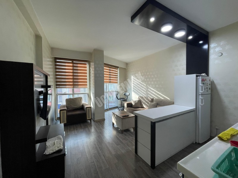 AFYON ÜÇOK EMLAKTAN DUMLUPINAR MAH 1+1 TEMİZ BAKIMLI EŞYALI DAİRE