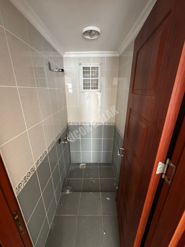 AFYON ÜÇOK EMLAKTAN HATTAT KARAHİSAR MAH 3+1 120M² TEMİZ BAKIMLI KİRALIK DAİRE 