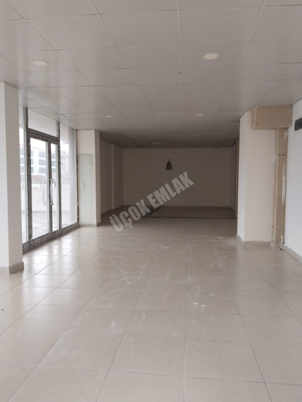 AFYON ÜÇOK EMLAKTAN MARAŞEL FEVZİ ÇAKMAK MAH 80M² SATILIK DÜKKAN