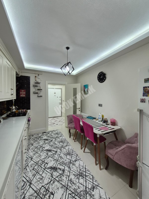 AFYON ÜÇOK EMLAKTAN KANLICA MAH 3+1 120M² SIFIR AYARINDA SATILIK DAİRE 