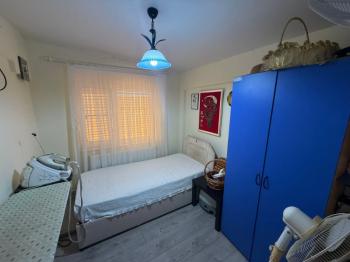 ALTINKUM MAHALLESİ’NDE AYRI MUTFAK, GENİŞ TERASLI, KONFORLU, 3+1 KISMİ EŞYALI SATILIK DAİRE