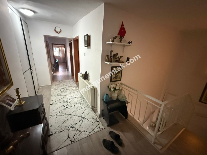 ALTINKUM MAHALLESİ’NDE AYRI MUTFAK, GENİŞ TERASLI, KONFORLU, 3+1 KISMİ EŞYALI SATILIK DAİRE